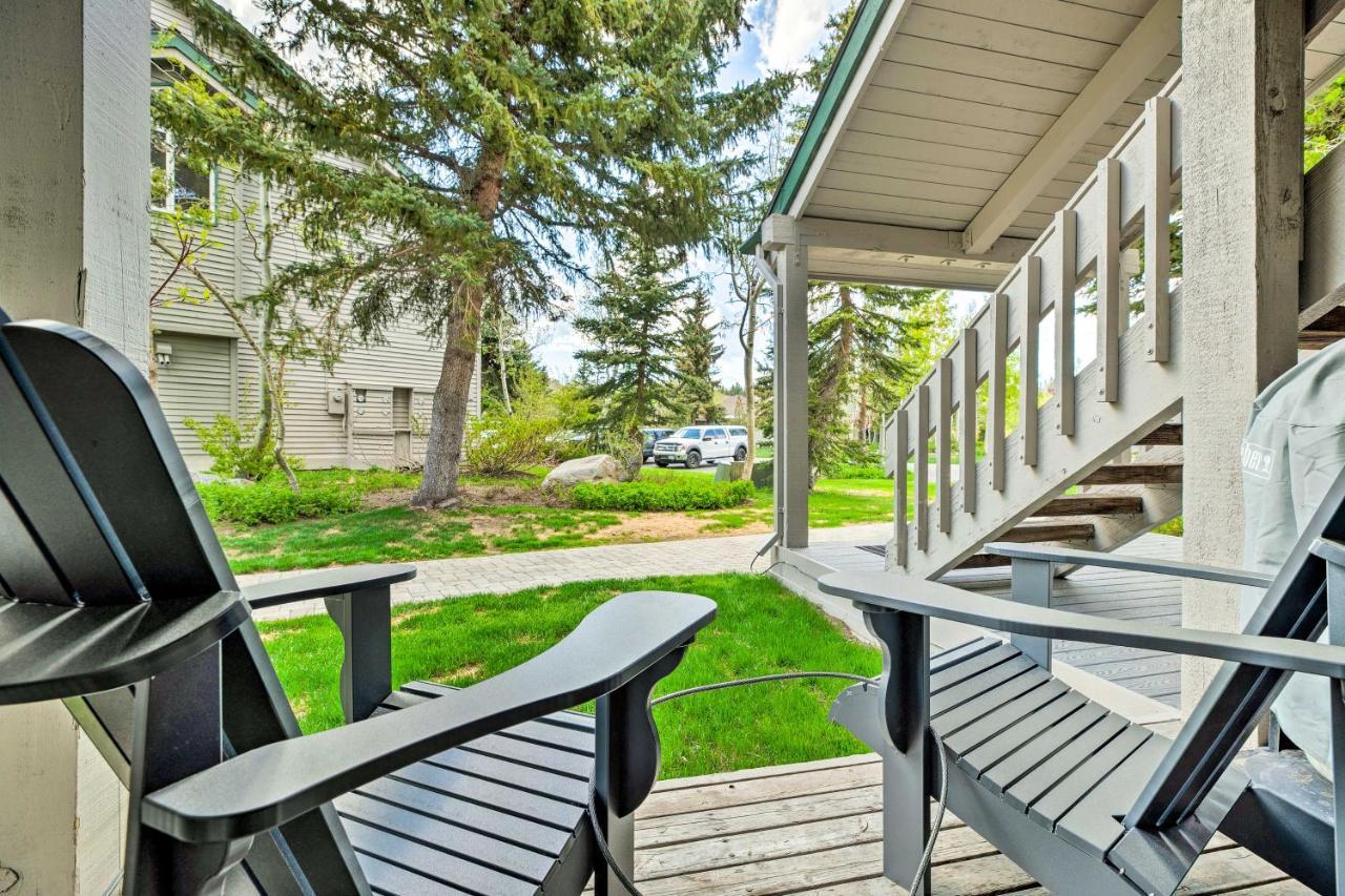 Mammoth Lakes Nature Escape Hot Tub Access! Exterior photo